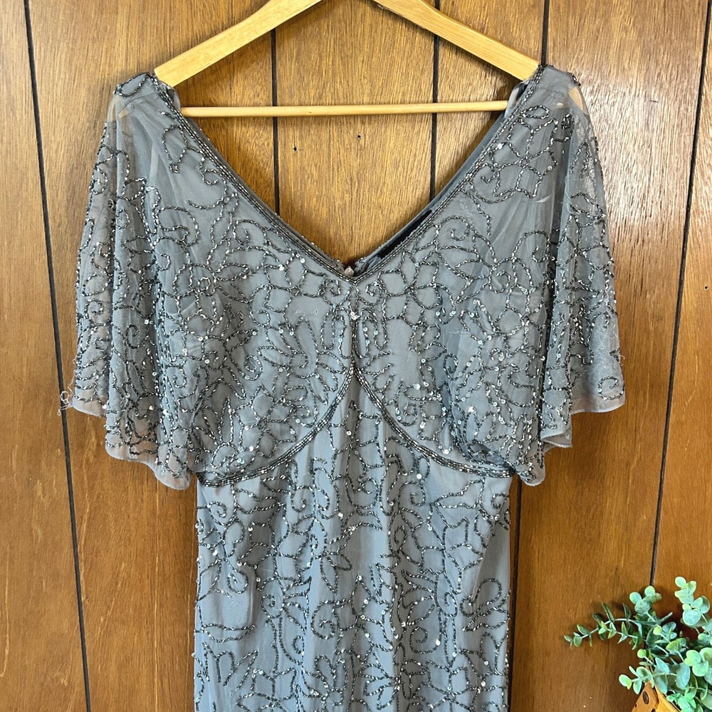 JKARA Gray Beaded Flutter Sleeve V Neck Long Evening Formal Dress Size 10